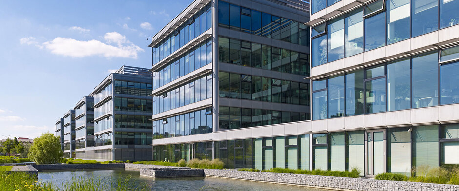 Pfosten-Riegel Fassade im Schüco System